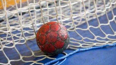 3157a02f9e36bcac7203139a592074d5 XL